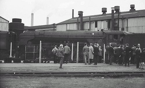 The Railways: Hal 'O The Wind